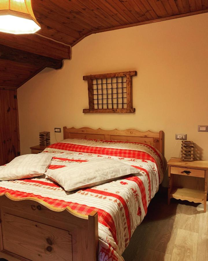 La Mansarda Di Casa Vacanze La Vite Bordogna Zewnętrze zdjęcie